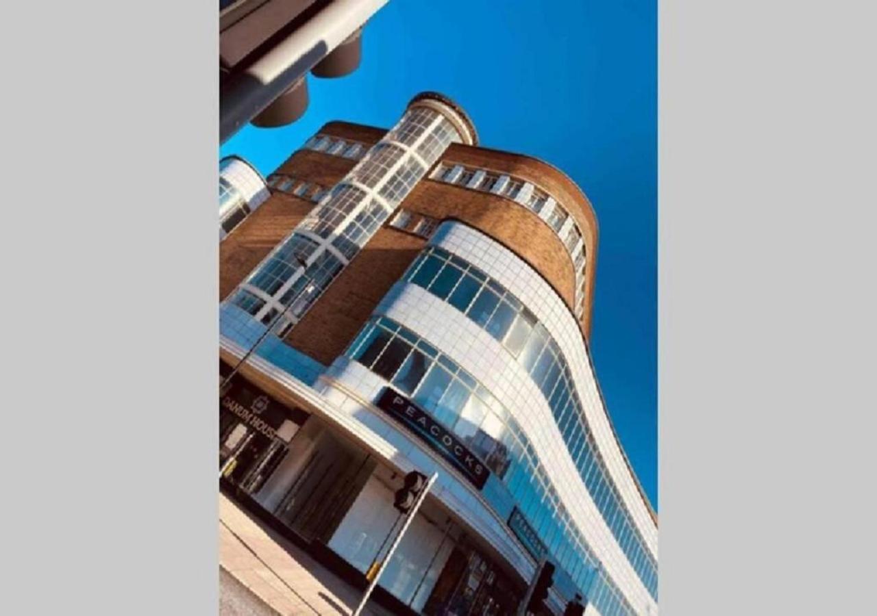 Centre Deluxe Whole Sleeps 4 D2 Apartment *